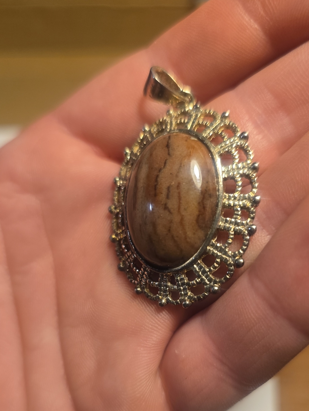 Vintage-Inspired Brown Picture Jasper Cabishon Pendant Necklace - Unbranded